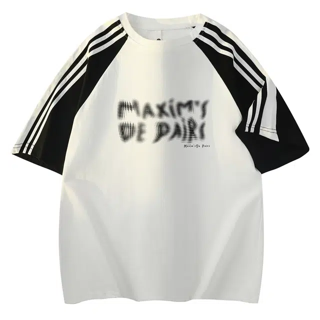 maxim's de paris T
