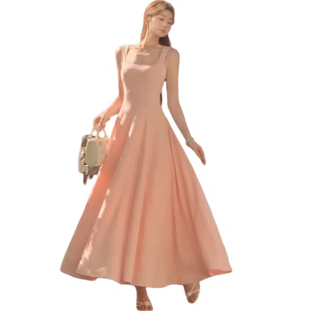 水中花 法式优雅简约精致温柔气质海边度假风修身显瘦吊带连衣裙 女款