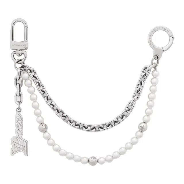 LOUIS VUITTON PEARLS