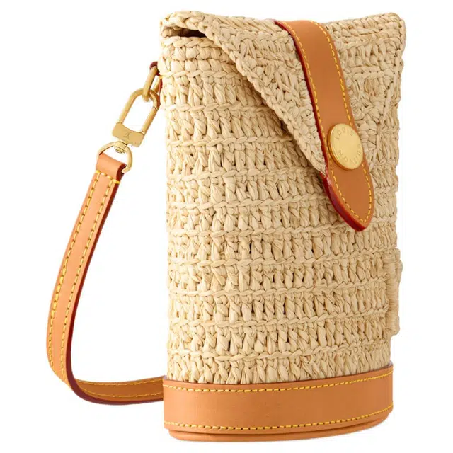 LOUIS VUITTON ENVELOPE POUCH