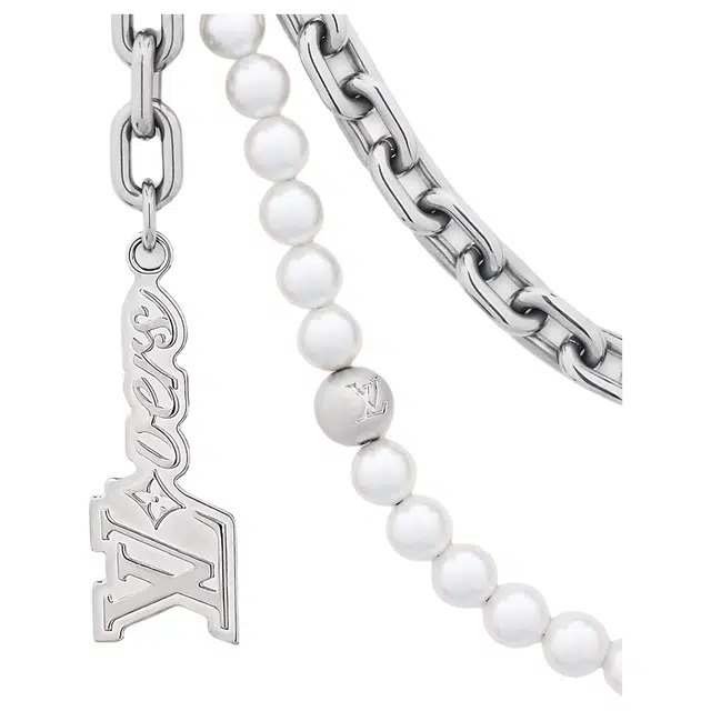 LOUIS VUITTON PEARLS