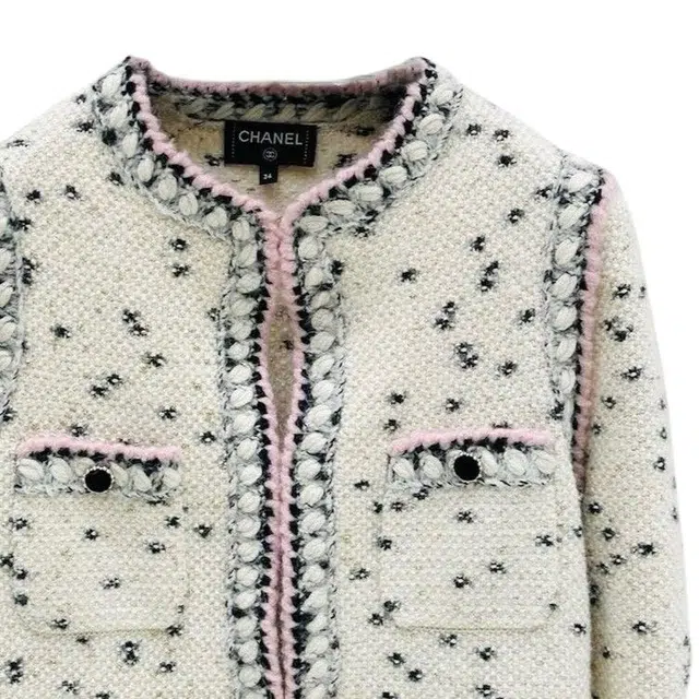 CHANEL 21A