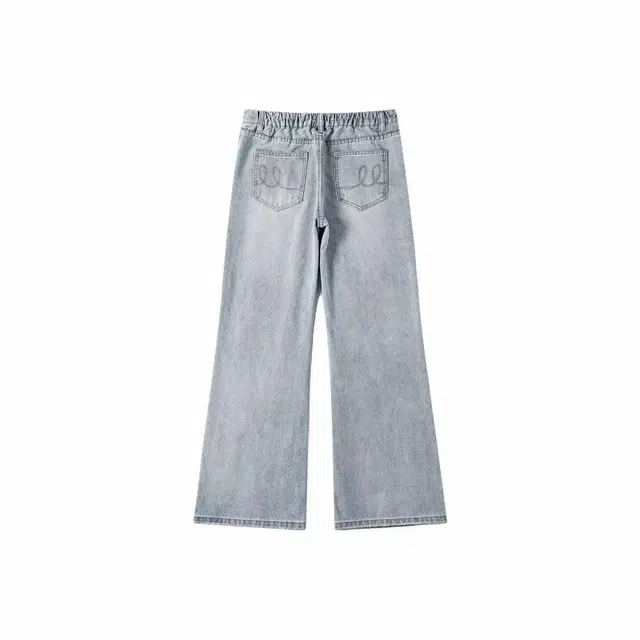 M JEANS STUDIOS 7 vibe