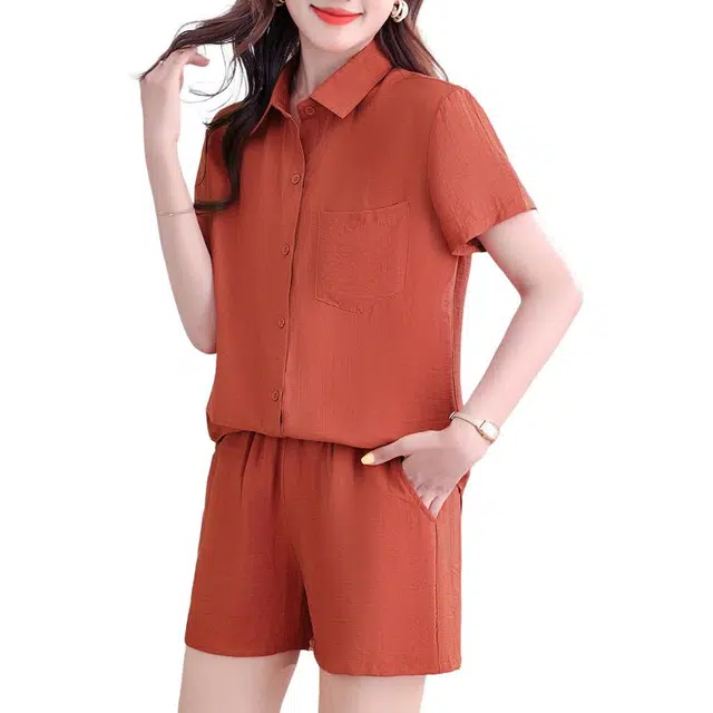 新世家族 时尚简约舒适纯色翻领短袖衬衫垂坠短裤休闲套装 女款