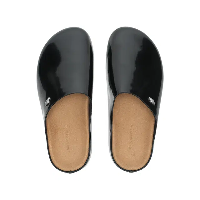 Terra Incognita Home Slippers