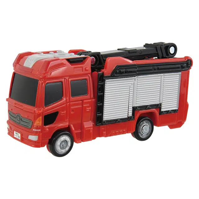 TAKARA TOMY