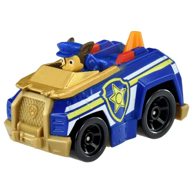 TAKARA TOMY