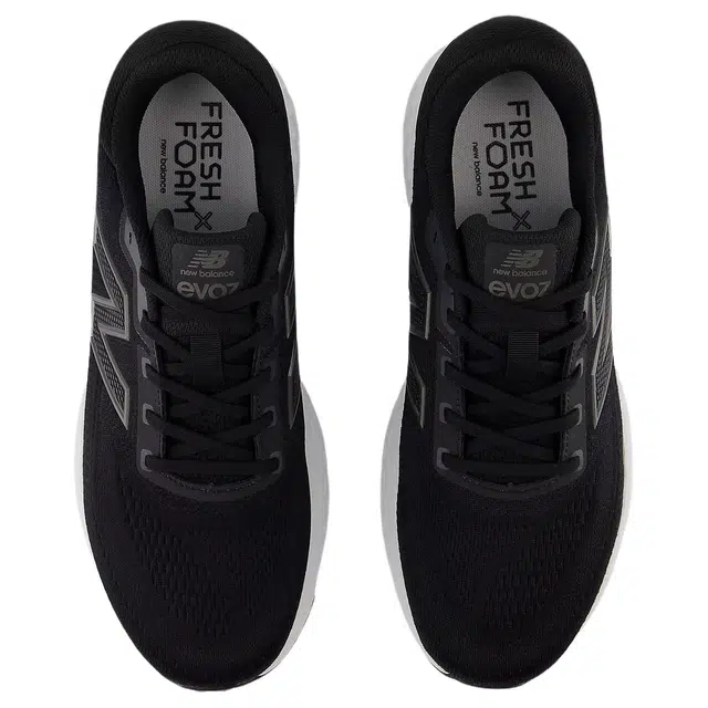 New Balance Fresh Foam X EVOZ V4