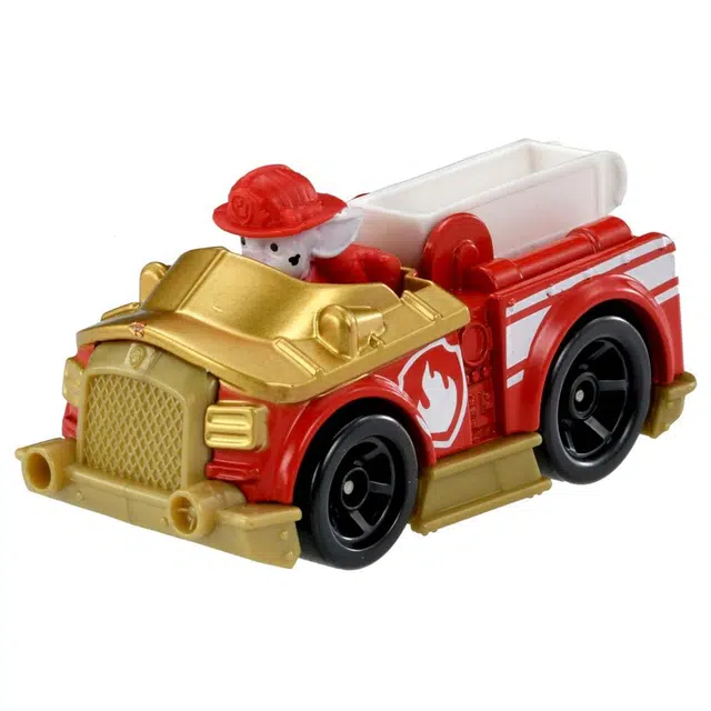 TAKARA TOMY