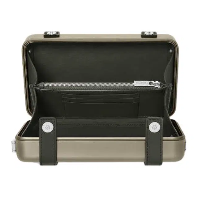 RIMOWA Personal