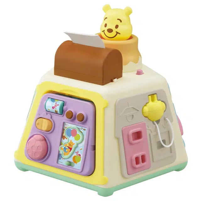 TAKARA TOMY