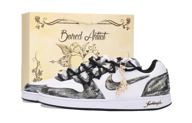 Nike Ebernon Gold Edition