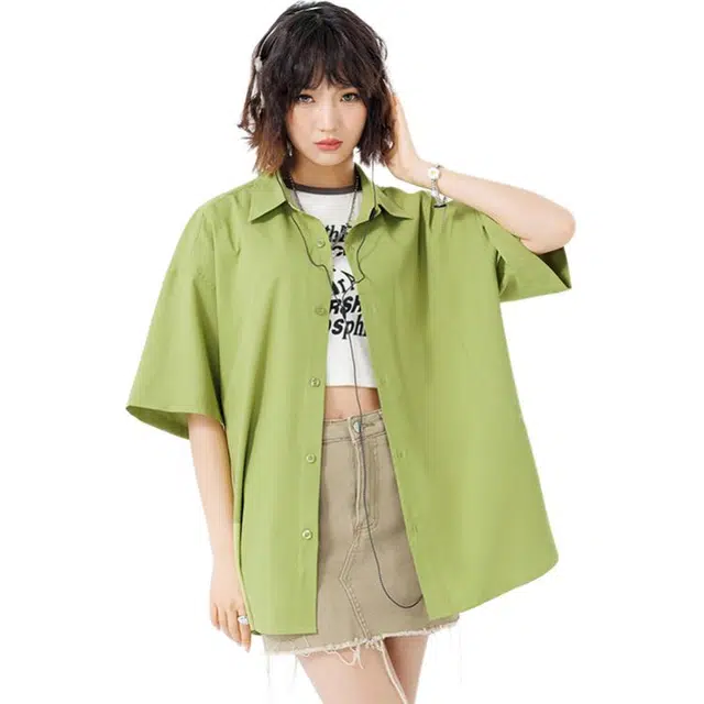 新世家族 青少年簿款美式夏季潮牌翻领百搭休闲短袖衬衫 女款