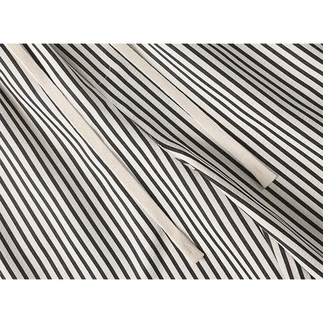 欧路得 条纹腊肠狗刺绣夏季潮牌宽松外穿五分裤休闲短裤 男款