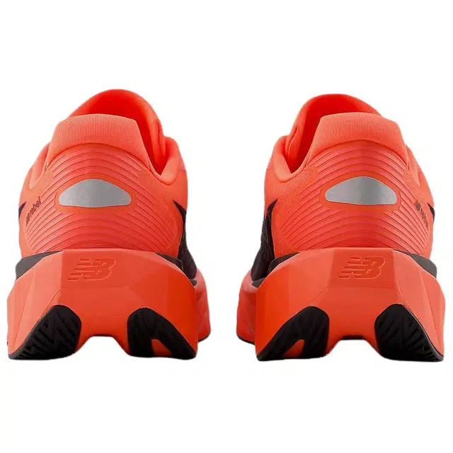 New Balance FuelCell Rebel v5