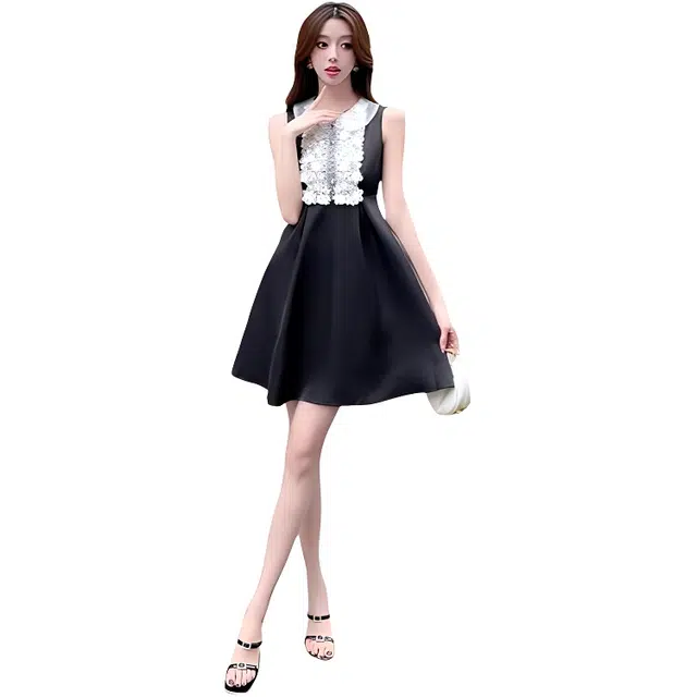 水中花 小黑裙生日裙蕾丝娃娃领无袖连衣裙 女款