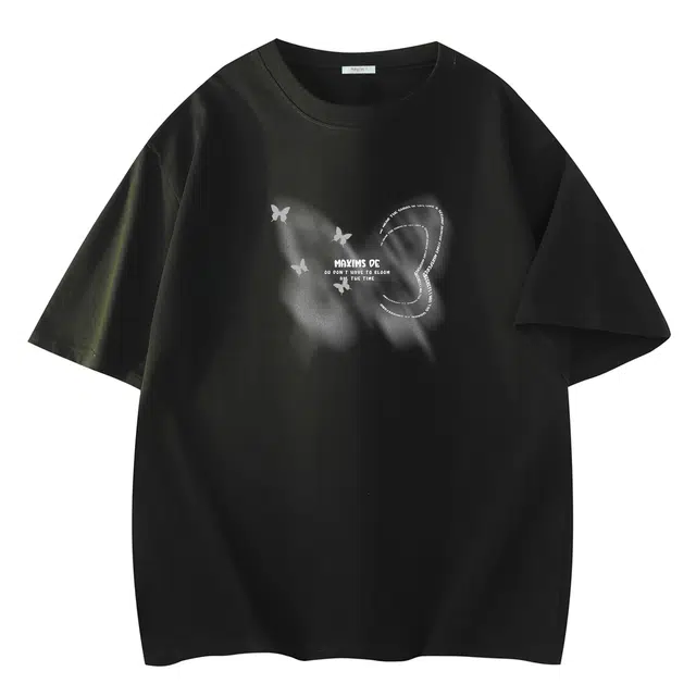 maxim's de paris T
