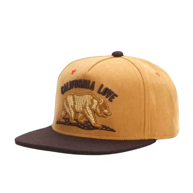 Aijiawei Suede Bear Cap