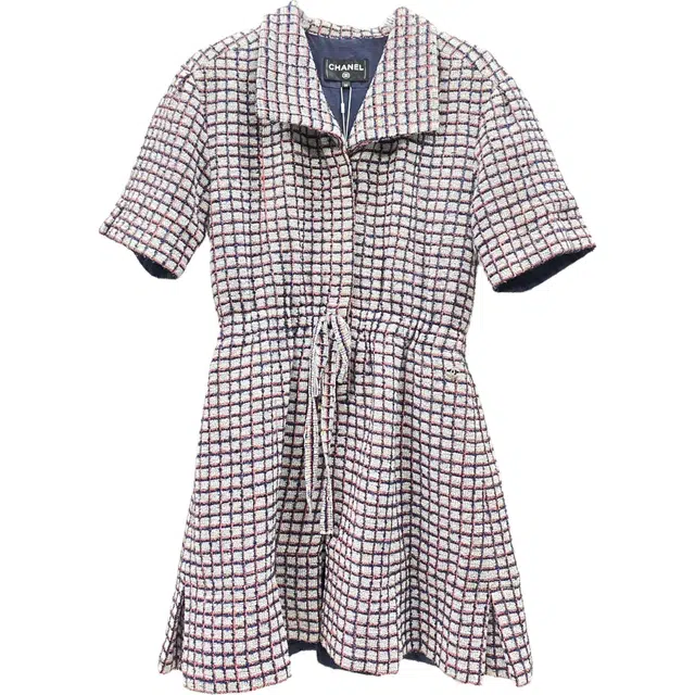 CHANEL 19P