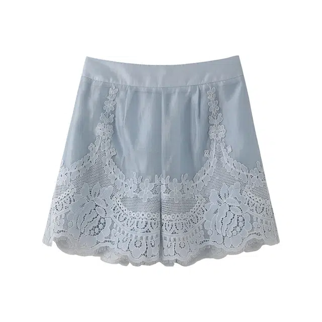 花栗鼠小姐 南法清晨 基础百搭简约蕾丝花边休闲短裤 女款