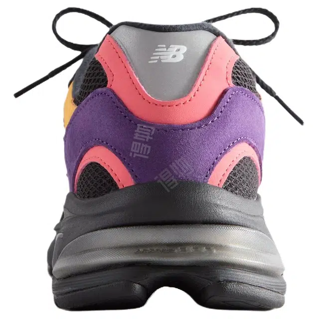 KITH x New Balance NB 2010