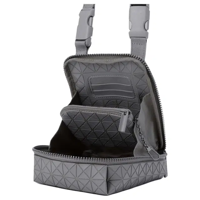 ISSEY MIYAKE Kuro