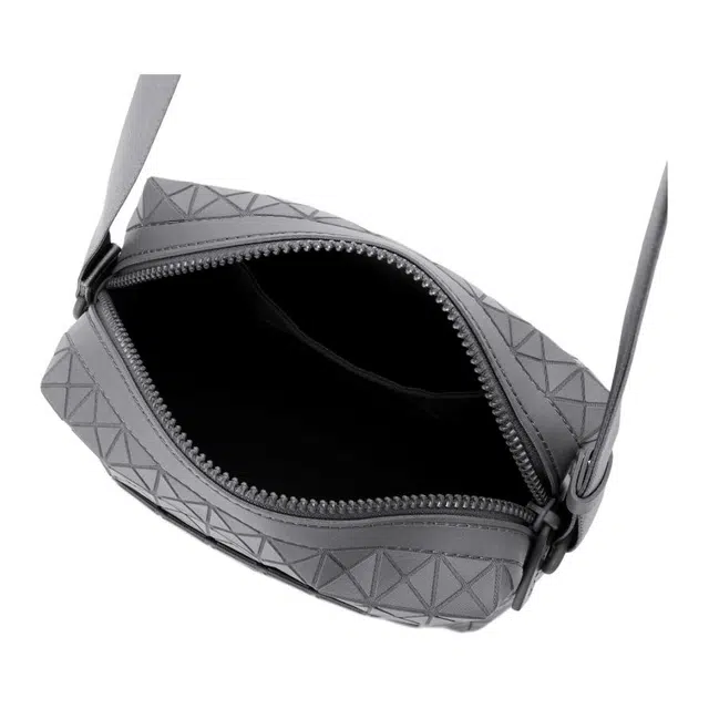 ISSEY MIYAKE Voyager