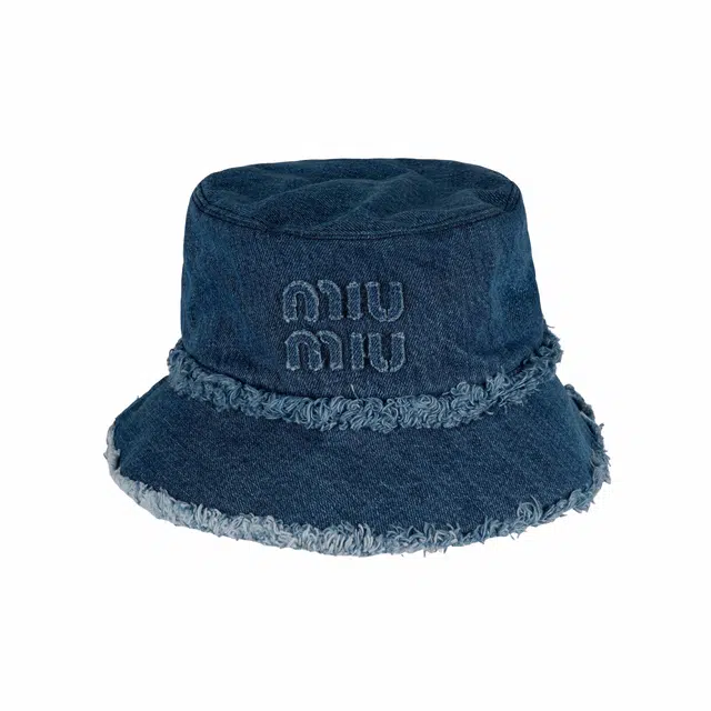 MIU MIU