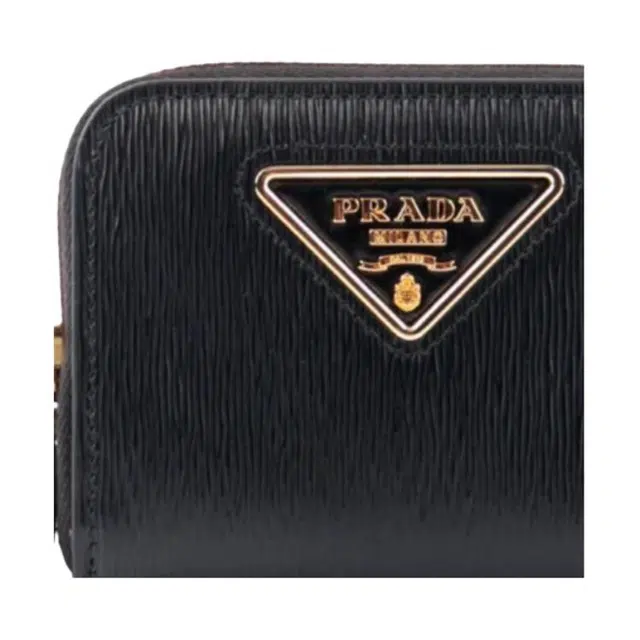 PRADA Logo