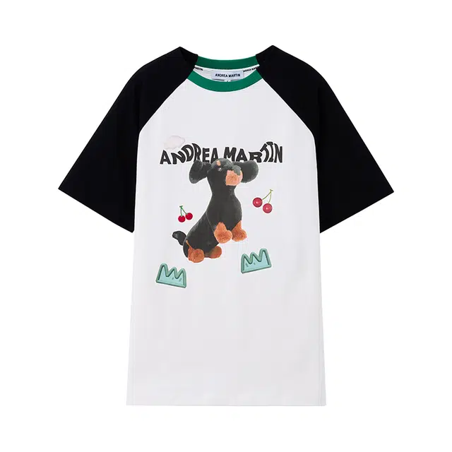ANDREA MARTIN T