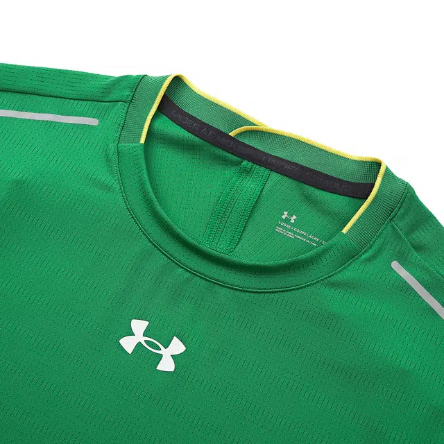 Under Armour T