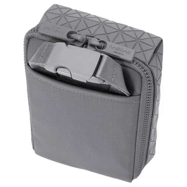 ISSEY MIYAKE Kuro