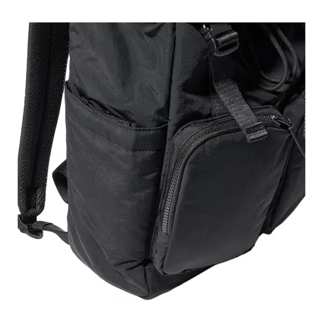 UNIQLO 24L