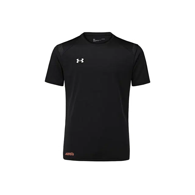 Under Armour T