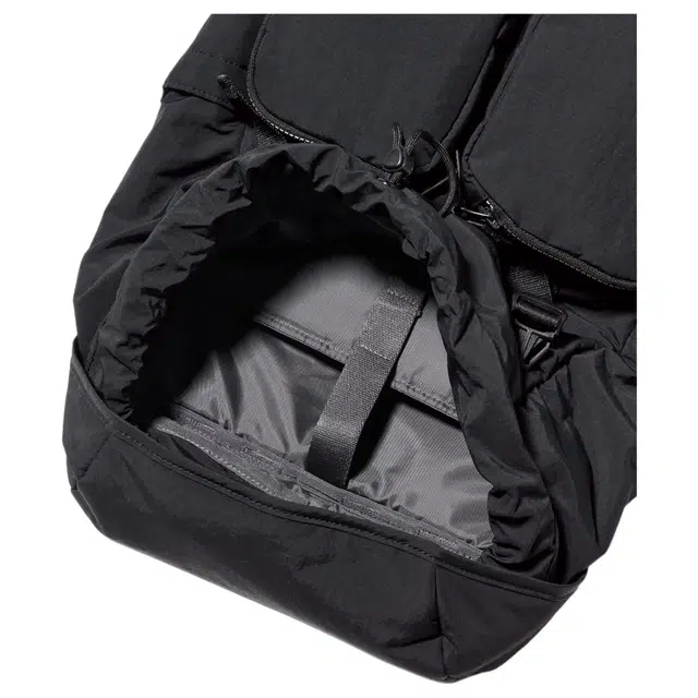 UNIQLO 24L