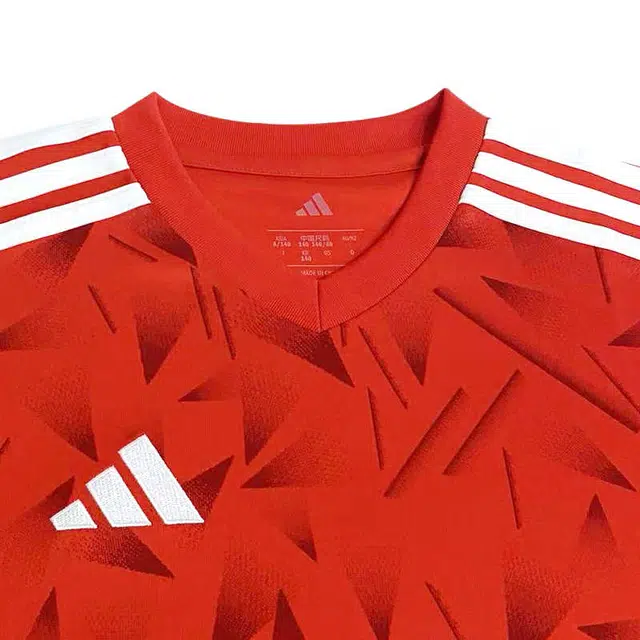 adidasT AEROREADY