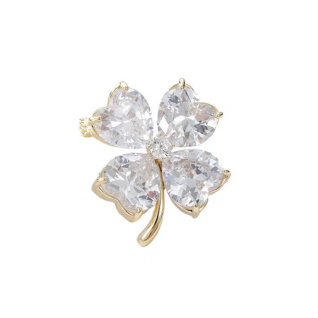 山一丸 优雅小众设计感别针时尚气质配饰爱心镶嵌幸运草 锆石 胸针 女款