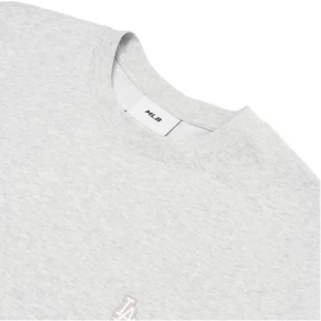 MLB T