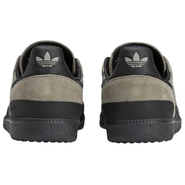 adidas Originals 100 Thieves Palos Hills