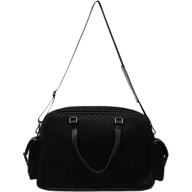 KARL LAGERFELD Logo )