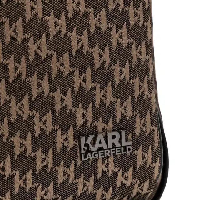 KARL LAGERFELD