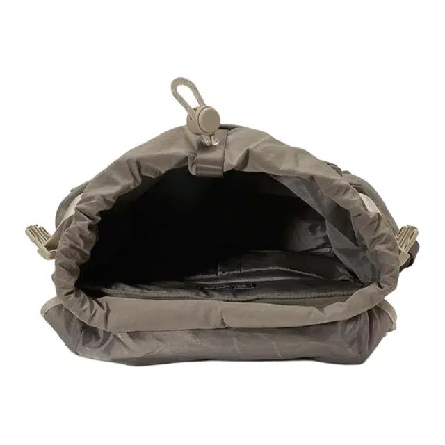 Skechers 18L