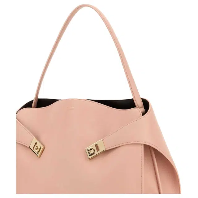FERRAGAMO Hug