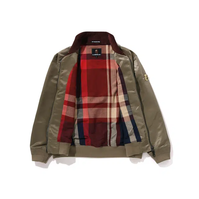 A BATHING APE