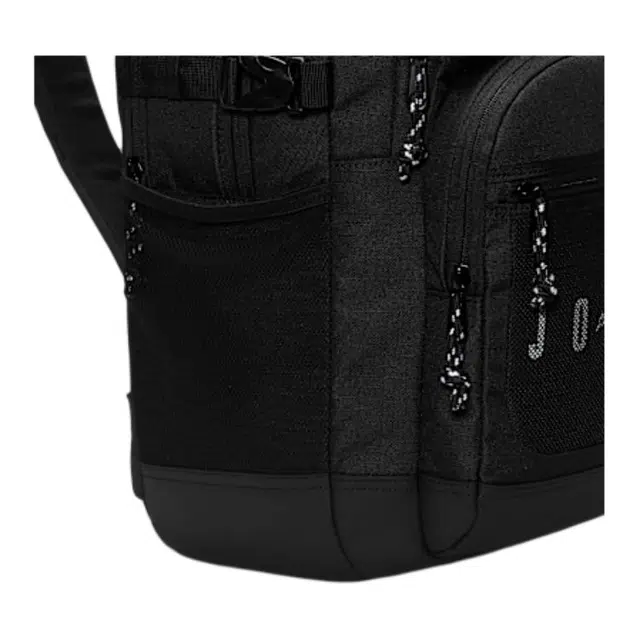 Jordan 25L Blacktop Logo
