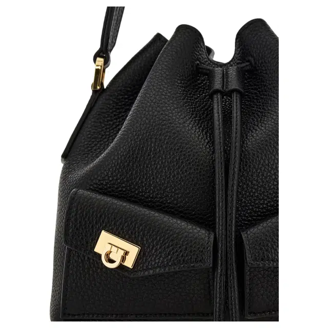 FERRAGAMO Hug