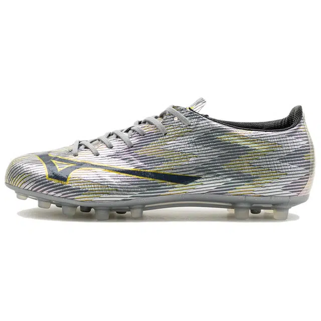 Mizuno alpha 2
