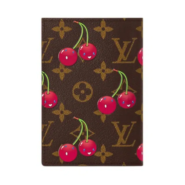 LOUIS VUITTON x COUV.PASSEPORT