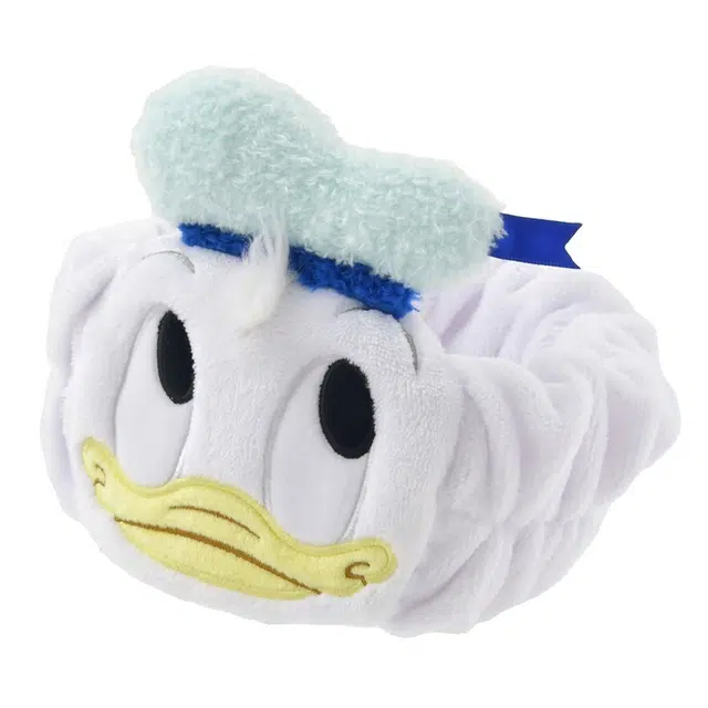 Disney x Disney store