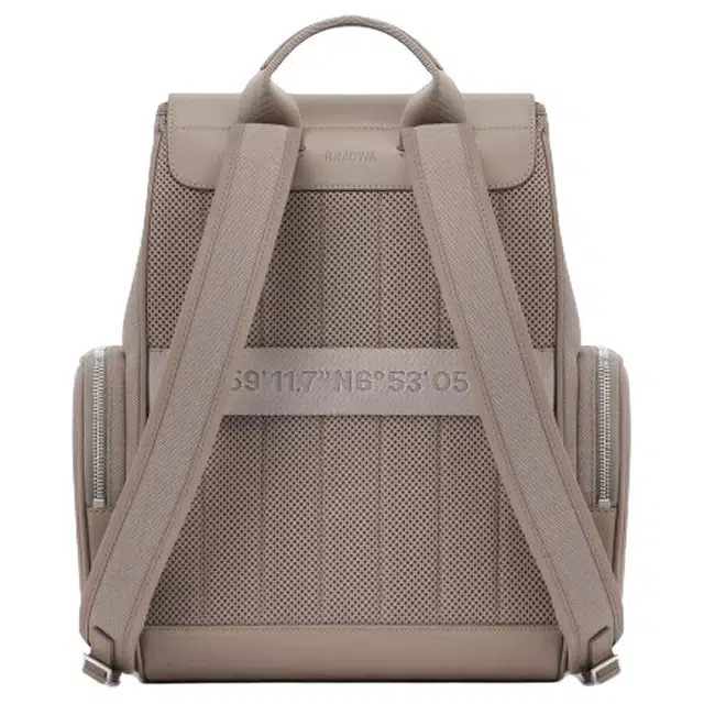 RIMOWA Never Still 16L